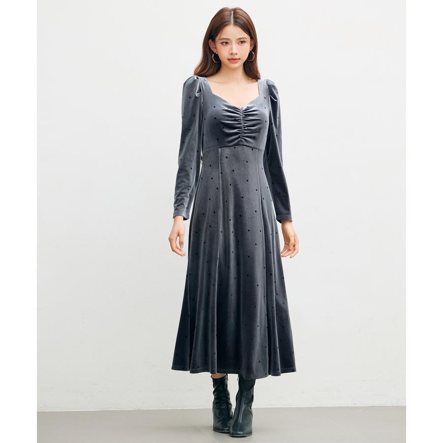ワンピース ロングワンピース レディース ゆったり 長袖 ベロア素材 ドットプリント ボリュームスリーブ バックゴム 胸元シャーリング パワーショルダ |  | 08