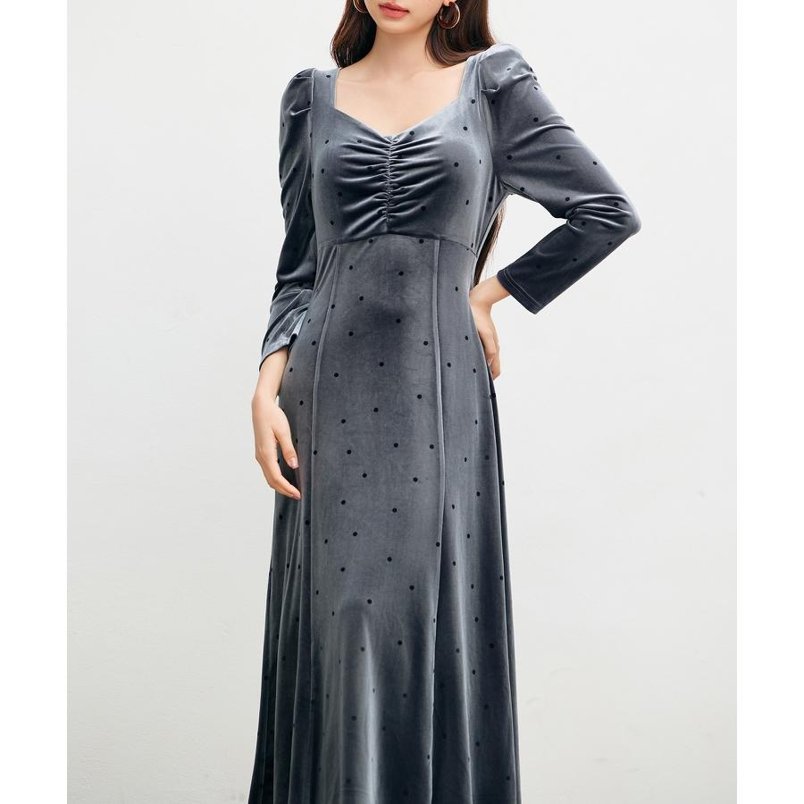 ワンピース ロングワンピース レディース ゆったり 長袖 ベロア素材 ドットプリント ボリュームスリーブ バックゴム 胸元シャーリング パワーショルダ |  | 09