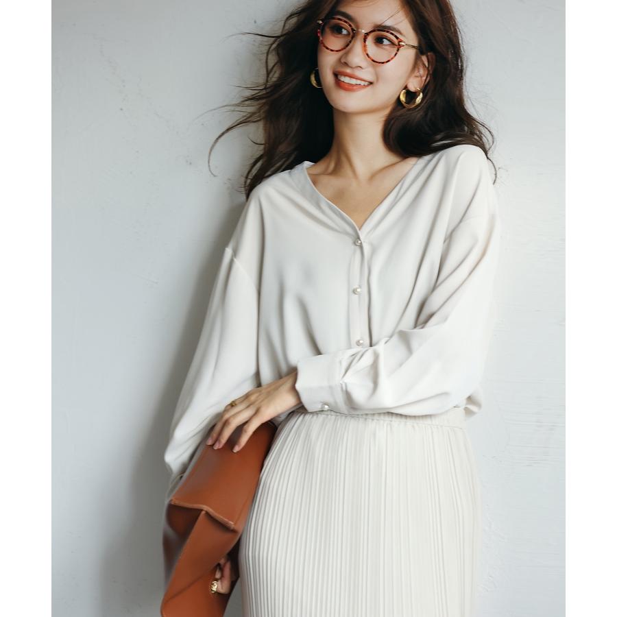 ブラウス 長袖 秋 冬 春 レディース Vネック トップス 春夏 ゆったり パール付き シフォン ブラウス Vネック フェミニン キレイめ 体形カバー オフィス 楽天市場】ブラウス 長袖 秋 冬 春 レディース バックVネック