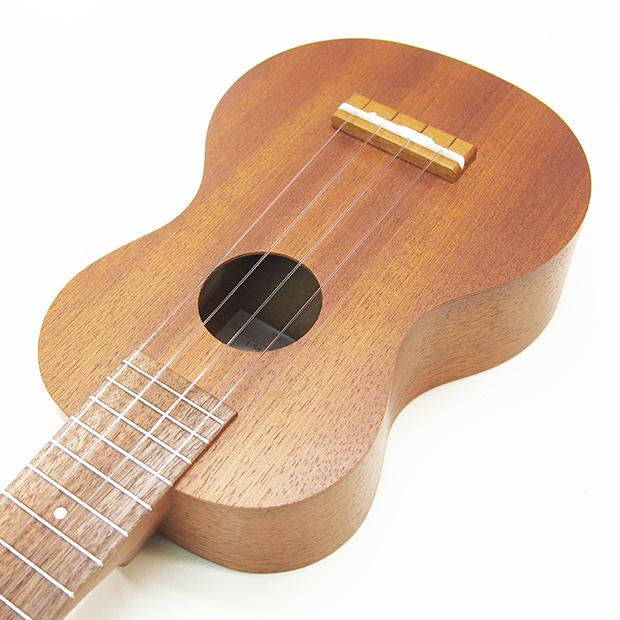 Famous フェイマス 国産ウクレレ FS-1 ソプラノ チューナー ソフト