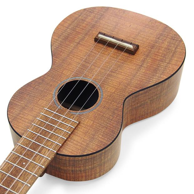 Martin OXK Concert ウクレレ 美品 ギグバッグ付 MARTIN（マーティン） マーチン ウクレレ OXK Concert Uke コンサート
