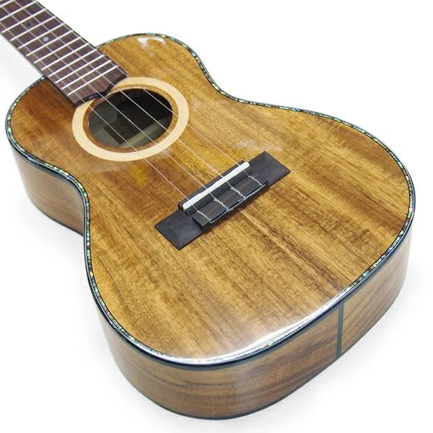 Uma Ukulele ウーマ ウクレレ UK-30SC EVO コンサート チューナー付属