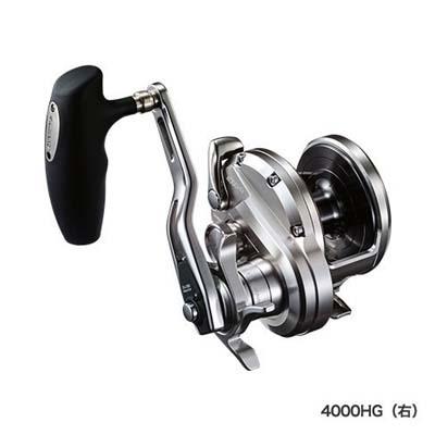 シマノ 20オシアジガー 4000HG（右）