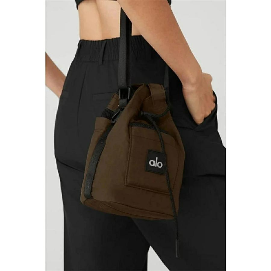 Alo Yoga 【☆人気商品☆】[Alo Yoga] ショルダーバッグ ポーチ