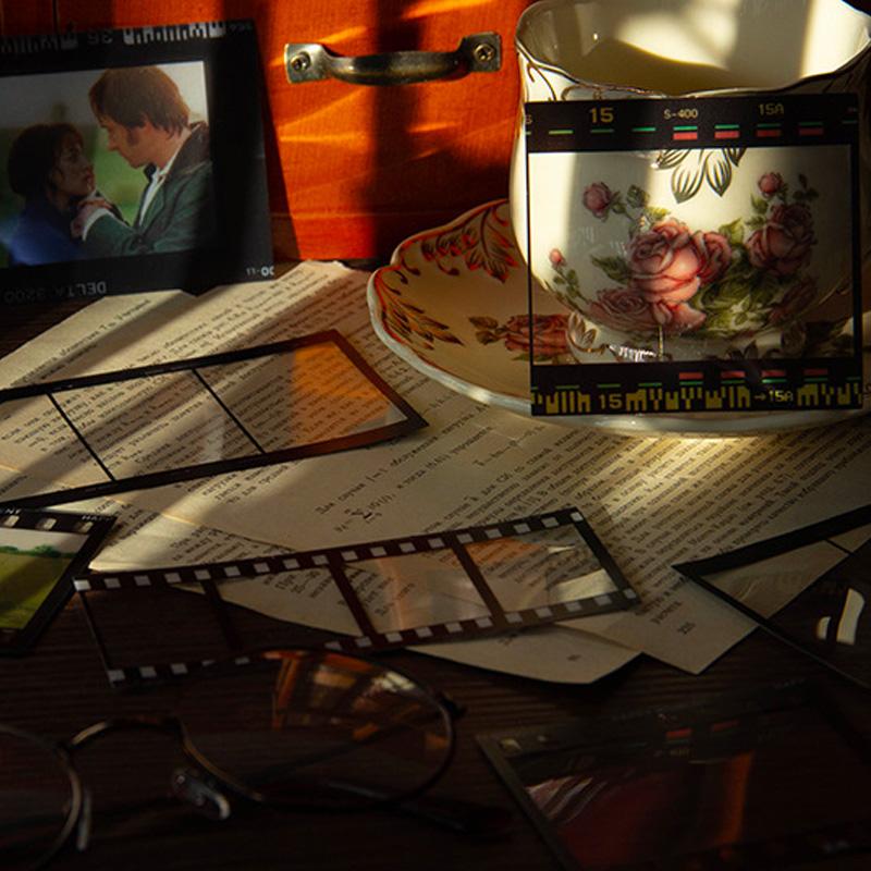 フランスヴィンテージ35㎜ネガフィルム　衣服　 Parisジャンクジャーナル素材 フランスヴィンテージ35㎜ネガフィルム 衣服 Parisジャンク