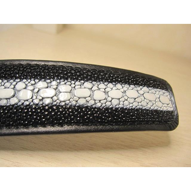 新品 スティングレー エイ革*牛革 ポリッシュ加工 スターマーク染色 連