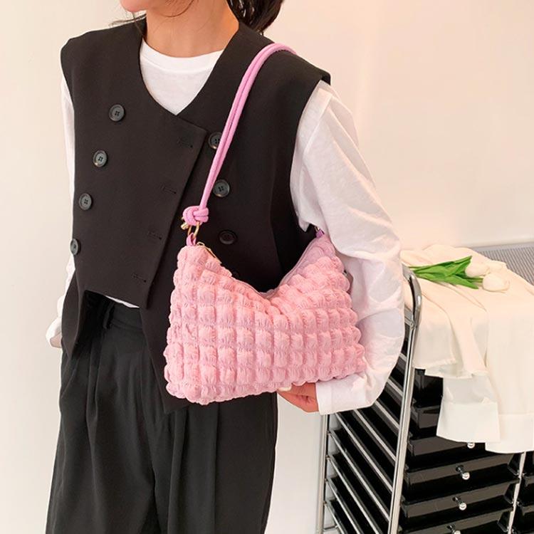 サブバッグ ぽこぽこ ショルダーバッグ 小さめ お出かけ ファスナー