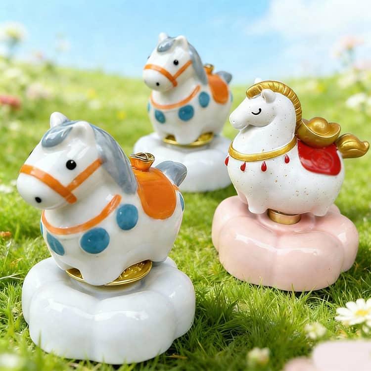 馬 陶器 午年 置物 グッズ うま セラミック 癒し かわいい 回転