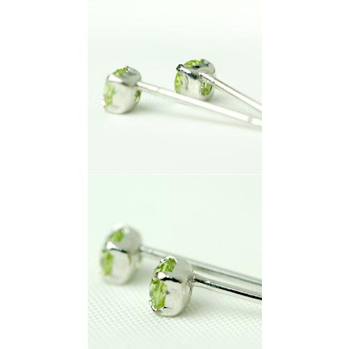 ピアス レディース ペリドット プラチナ pt900 3.0mmの画像