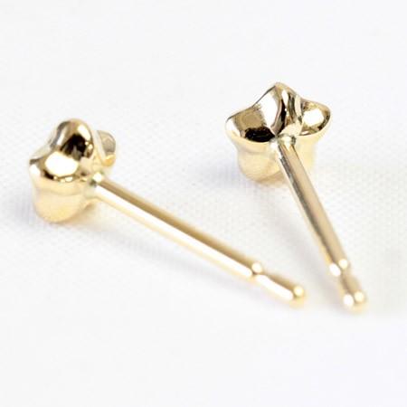 ピアス レディース 18k K18 18金 ゴールド セカンドピアス 星 スター 4.0mm 軸太 ポスト0.9mm 地金 石なし シンプル ネコポスの画像