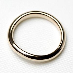 地金リング リング レディース 指輪 18金 18k K18 ゴールド ペアリング シンプル ウェーブ 文字入れ不可の画像