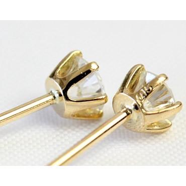 月です。プラチナ　ダイヤモンドピアス　計0.30カラット　Pt900 Amazon.co.jp: 【ダイヤモンドワールド】PT900 プラチナ ダイヤモンド