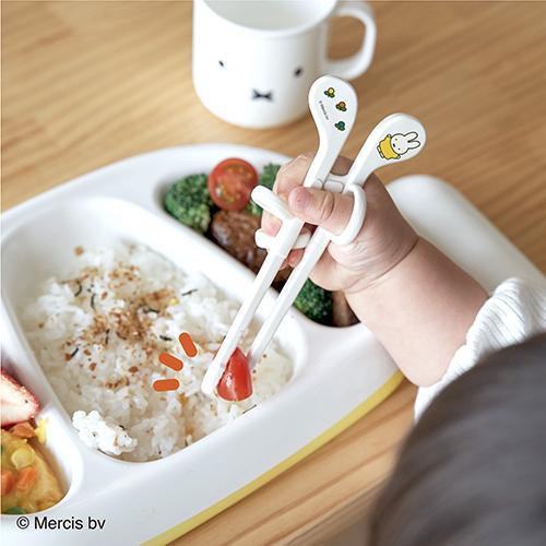 エジソン KJ1033009 ホワイト 1.5歳ごろ〜 エジソンのお箸mini miffy 右手用 |  | 03
