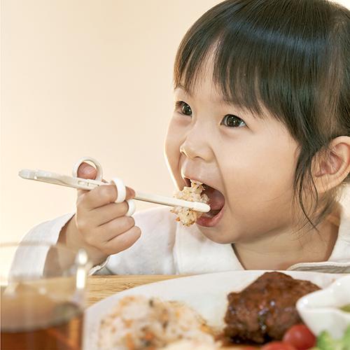 エジソン KJ1033009 ホワイト 1.5歳ごろ〜 エジソンのお箸mini miffy 右手用 |  | 04