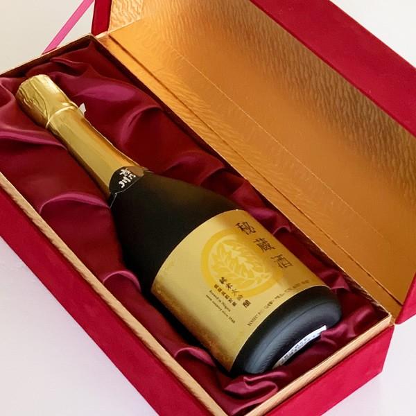 日本酒 吉乃川  純米大吟醸  秘蔵酒720ml　日本酒　純米大吟醸 吉乃川 | 吉乃川 | 01