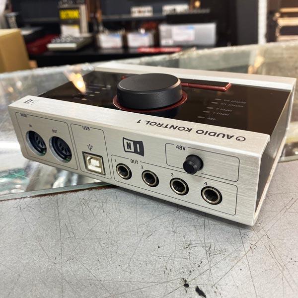 NATIVE INSTRUMENTS AUDIO KONTROL1の画像