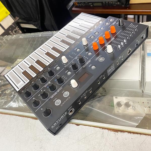 Arturia MICROFREAK : えちごやミュージック - 通販 - Yahoo!ショッピング