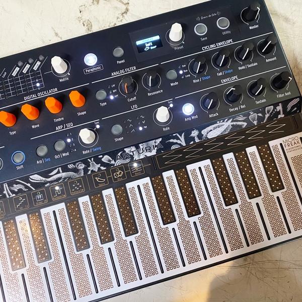 鍵盤楽器 Arturia Microfreak MicroFreak - Experimental Synth | Arturia