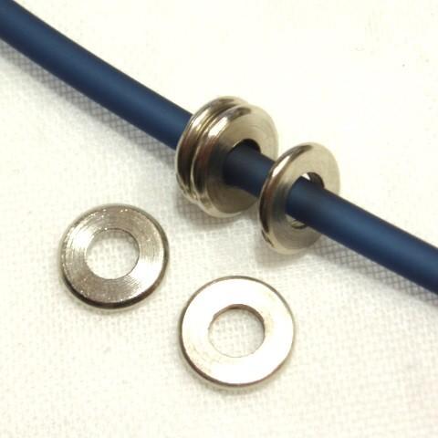 [CH015]メタルビーズ　丸ペタ(大)　シルバー　約9×1.2mm　4mm穴 6ケ[RPT] | 