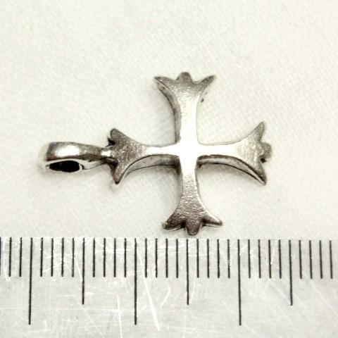 [CH015]メタルビーズ　X863　約17×4mm　3mm穴 2ケ[RPT] |  | 01