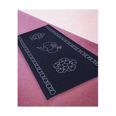 [VD001]オリムパス 刺し子キット 219（紺） テーブルセンター梅鶴[RPT] | 