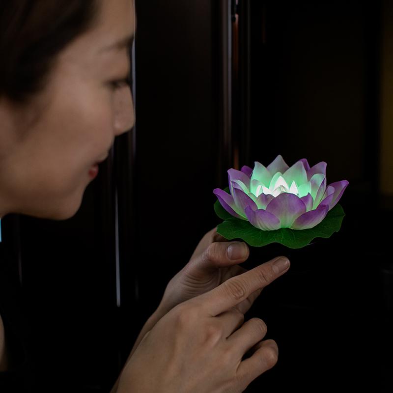 ロータス~蓮花 はすはな~ ゆらぎ 2個 ほんのり虹色 灯 彩り美しい 蓮の 