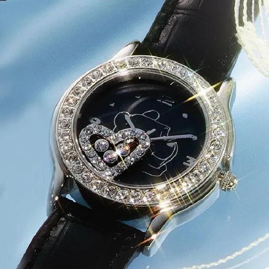 ハッピークリスタル プーさん腕時計 ホワイト 誕生40周年 世界中 愛