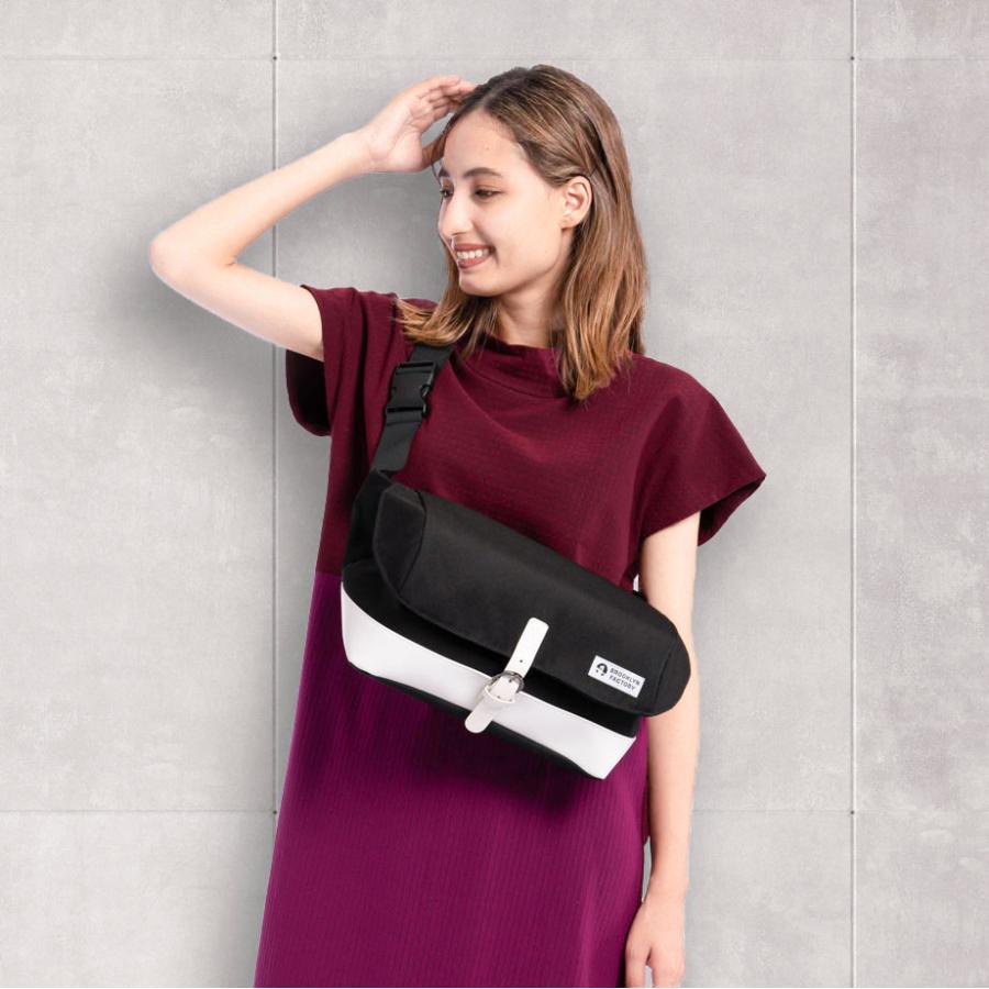 カメラバッグ おしゃれ 一眼レフ 女子 ショルダー ミラーレス Brooklyn Factory Core アウトドア C001p0339 In Neutral 通販 Yahoo ショッピング