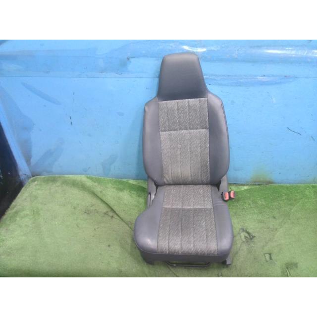 ライトエース GC-KR42V ドライバーシート DX メータテスト不可 058 黒