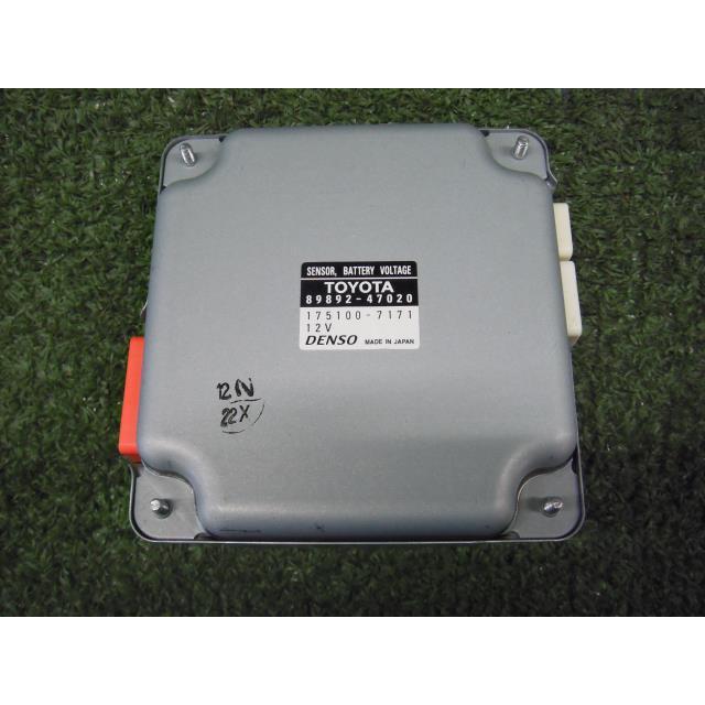 トヨタ　プリウス30 ボルテージセンサー中古 プリウス ZVW30 ※リフレッシュ ボルテージセンサー 89892-47020 89892