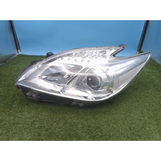 プリウス DAA-ZVW30 左ヘッドライト L 040 コイト 47-29 81170-47500