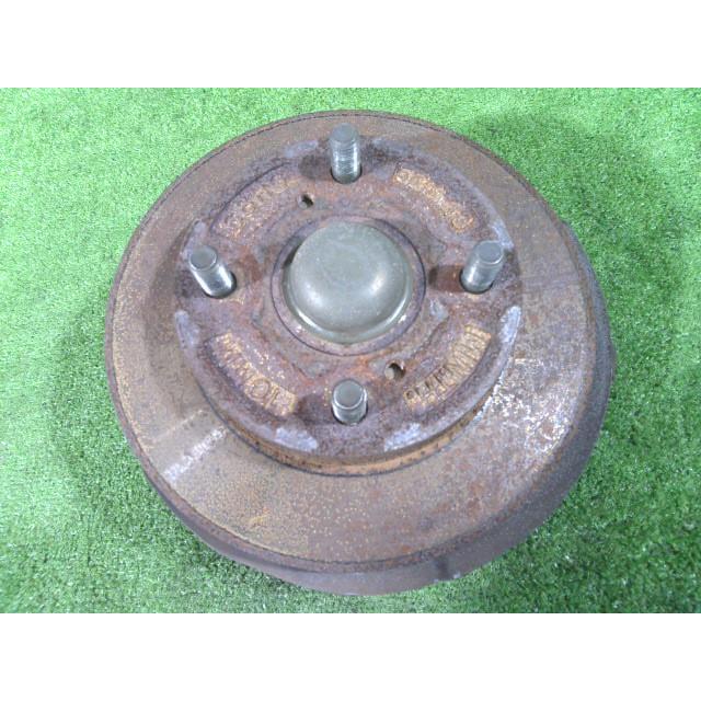 エブリイワゴン エブリィ EBD-DA64V 右フロントナックルハブ PA 26U