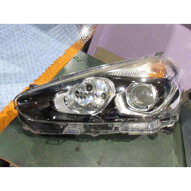 シエンタ(車) シエンタ DAA-NHP170G 左ヘッドライト ハイブリッドG 209