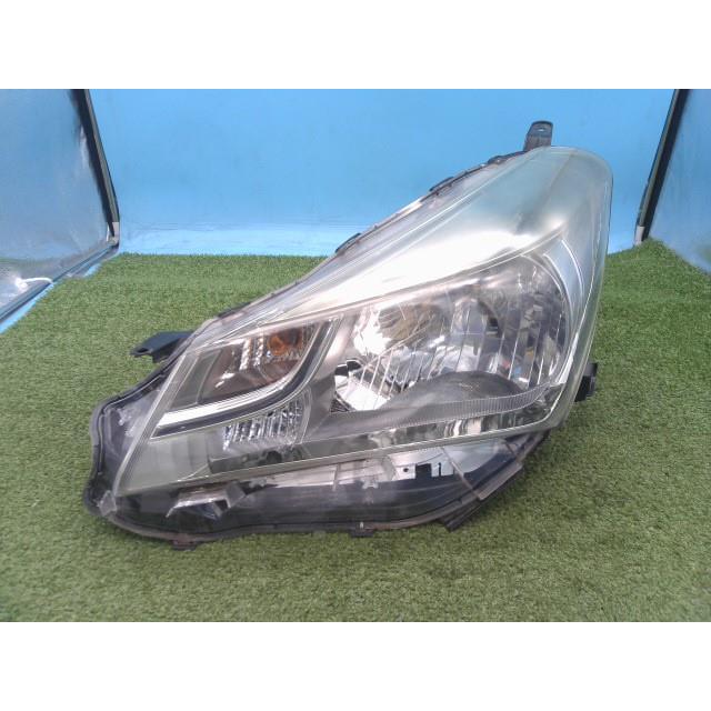ヴィッツ DBA-NSP130 左ヘッドライト U 070 コイト 52-269 81170-52J01