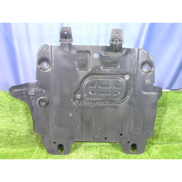 ランドクルーザープラド CBA-TRJ150W エンジンアンダーカバー TX 4WD 7