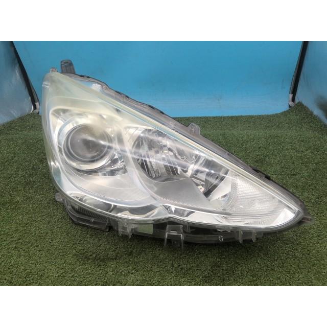 アクア DAA-NHP10 右ヘッドライト S 8V7 コイト 52-291 81110-52K40