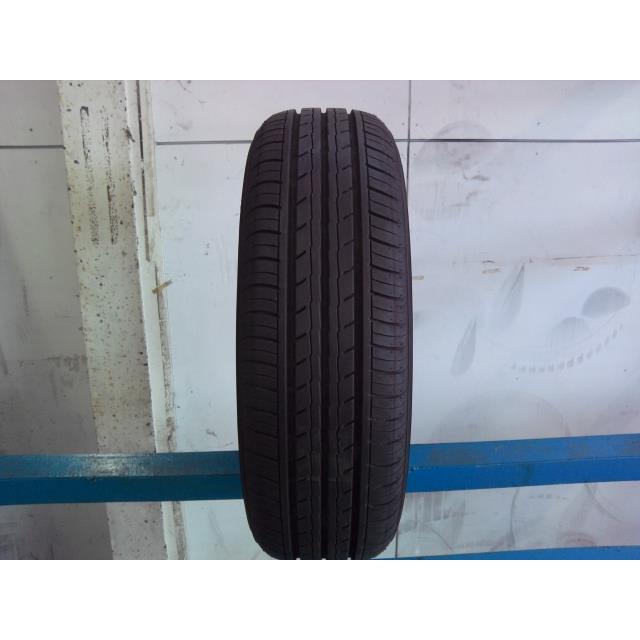 中古 ヨコハマ ブルーアース ES ES32 タイヤ 175/65-R14 : Eco-R Auto