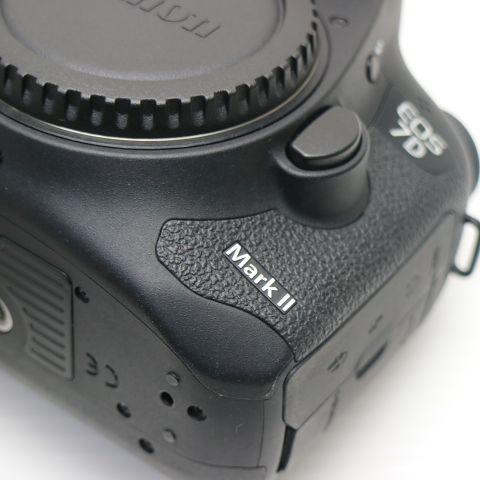超美品 EOS 7D Mark II ブラック 即日発送 一眼レフ Canon 本体 超美品 EOS 7D Mark II ブラック 即日発送 一眼レフ Canon 本体