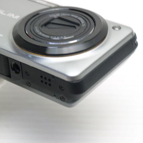 新品同様 EX-ZR10 シルバー 即日発送 CASIO EXILIM デジカメ 本体 あす