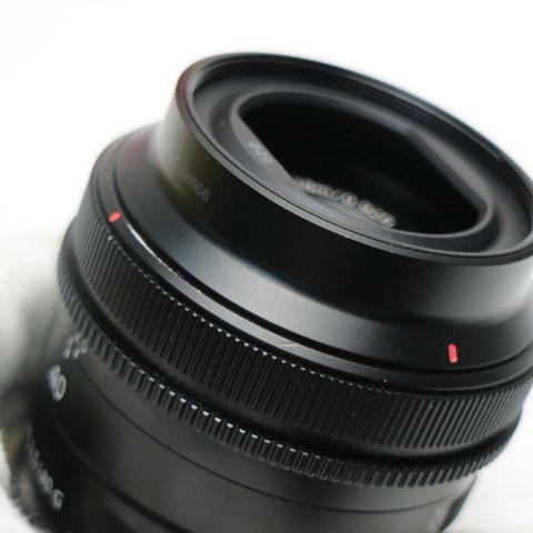 超美品 SONY FE 40mm F2.5 G SEL40F25G 標準単焦点レンズ Eマウント