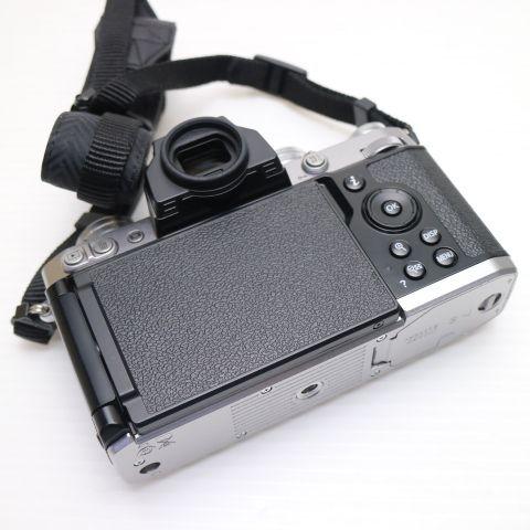 新品同様 Nikon Zfc ボディ シルバー ミラーレス一眼 NIKON 即日発送