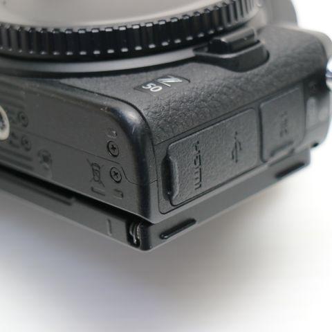 新品同様 Nikon Z 50 16-50 VR ブラック 本体 中古 あすつく 土日祝発送OKの画像