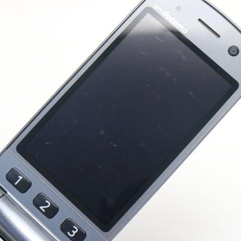 超美品 F-09B らくらくホン7 ダークシルバー 即日発送 DoCoMo ガラケー