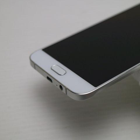 新品同様 au SCV32 Galaxy A8 ホワイト 即日発送 スマホ AU SAMSUNG