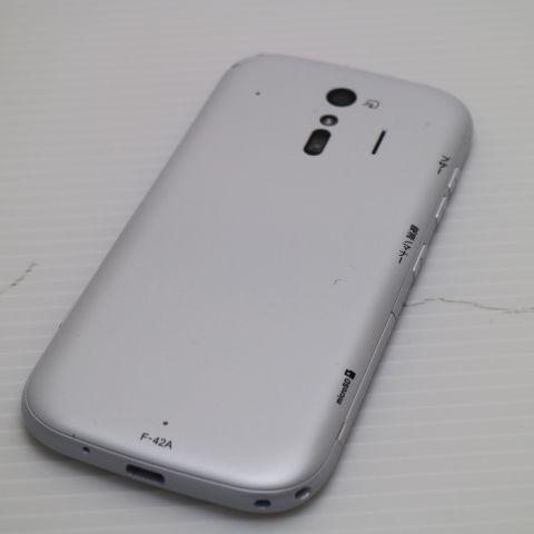 新品同様 F-42A らくらくスマートフォン ホワイト 即日発送 スマホ 白