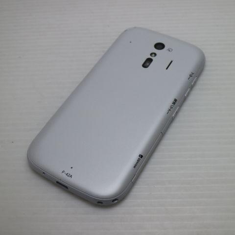 新品同様 F-42A らくらくスマートフォン ホワイト 即日発送 スマホ 白