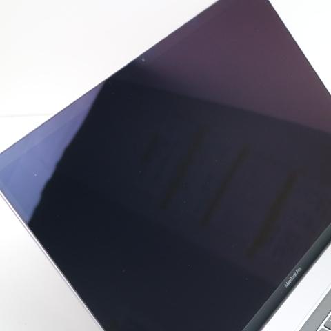 美品 MacBook Pro 2019 16インチ 第9世代 Core i7 16GB SSD 512GB