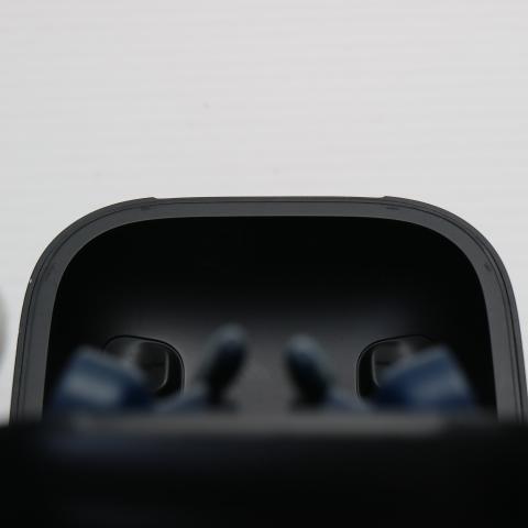【新品未開封】POWERBEATS PRO（ネイビー）　MV702PA/A 美品 Beats Powerbeats Pro MV702PA/A ネイビー ワイヤレスイヤホン