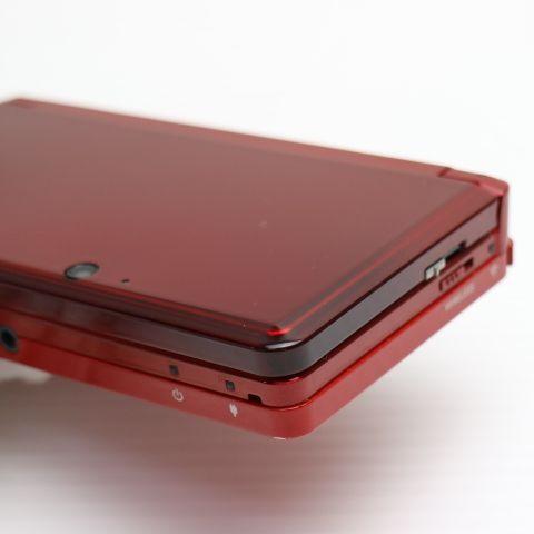 美品 ニンテンドー3DS フレアレッド 即日発送 game 任天堂 本体