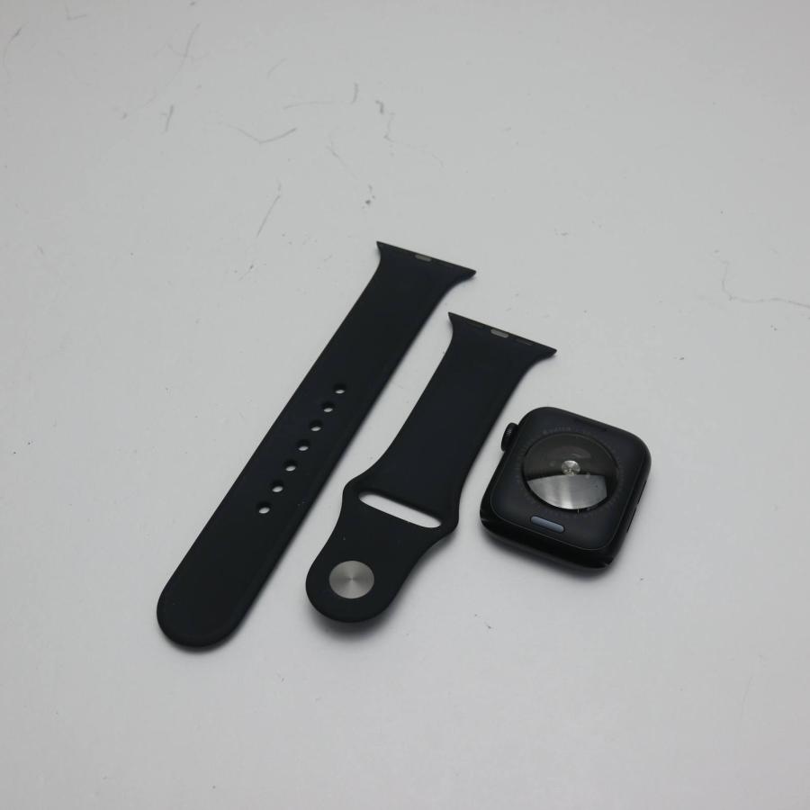超美品 Apple Watch SE（第2世代） 40mm GPS ミッドナイト スマホ 中古 
